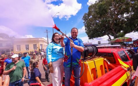 em-maues-governador-roberto-ci