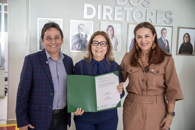 esouea-inaugura-galeria-de-dir