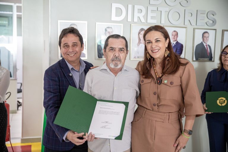 esouea-inaugura-galeria-de-dir