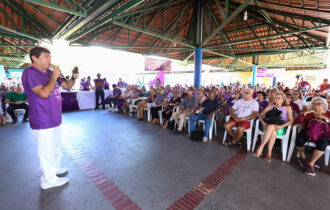 manaus-reune-700-pessoas-em-ac