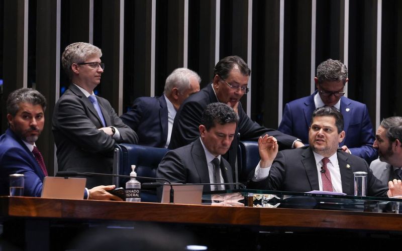 senado-aprova-uso-do-fundo-do-