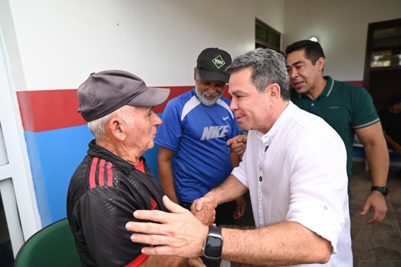 tadeu-de-souza-reune-com-produ