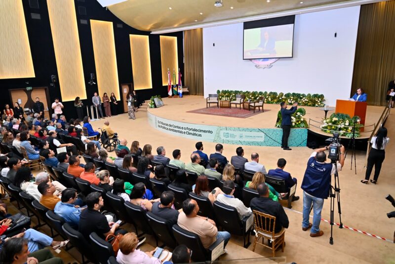 tce-am-promove-debate-sobre-cl
