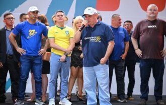 david-almeida-amplia-aliancas-