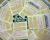 mega-sena-acumula-novamente-e-