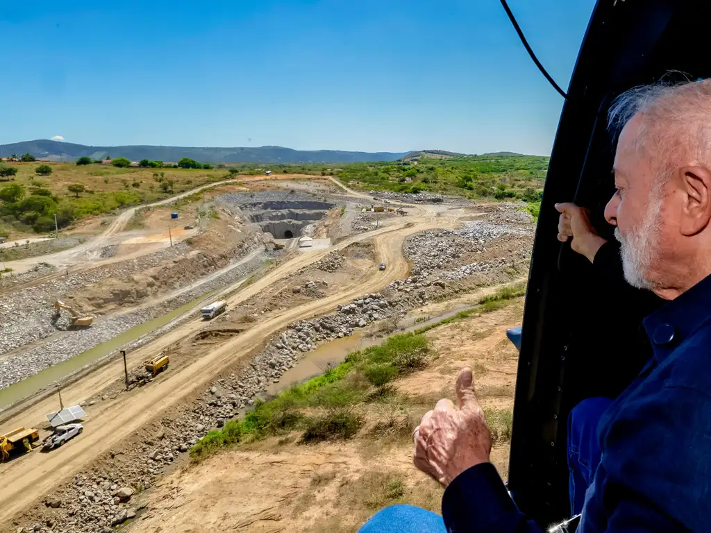 lula-inaugura-tunel-de-transpo