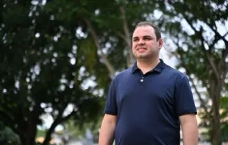 Justiça Eleitoral manda retirar vídeo de Roberto Cidade em obra pública