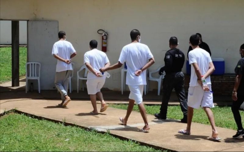 cresce-apoio-a-punicao-de-adol