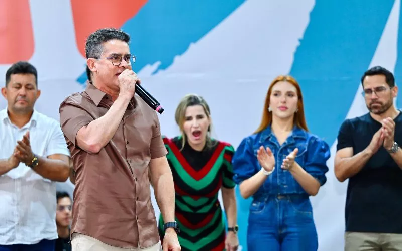 david-almeida-reune-mais-de-70