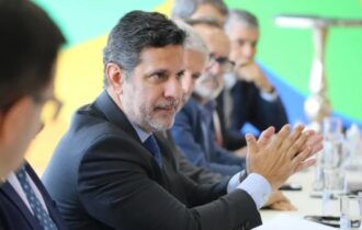 ministro-da-educacao-visita-ob