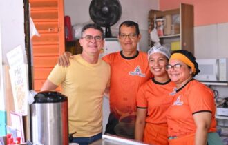 david-reencontra-feirantes-do-