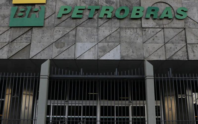petrobras-anuncia-descoberta-d