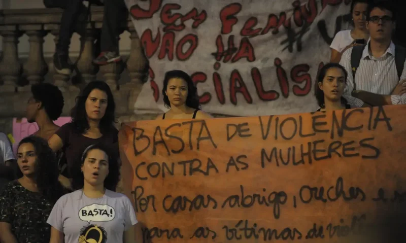 agressoes-contra-mulheres-sobe