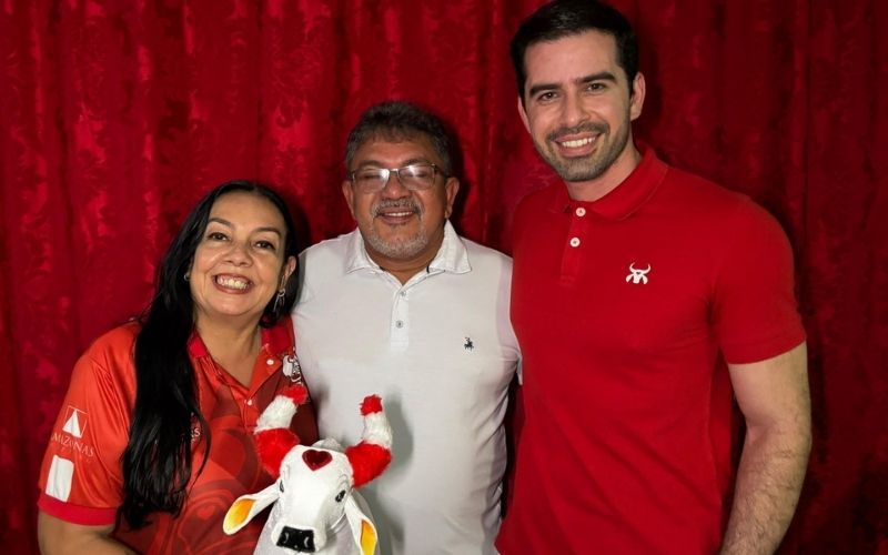 ana-lucia-holanda-e-matheus-hu