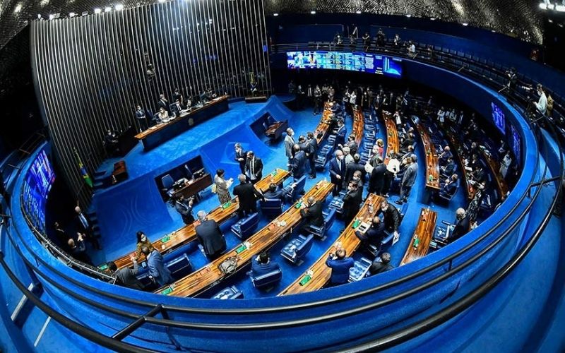 deputados-e-senadores-ampliam-