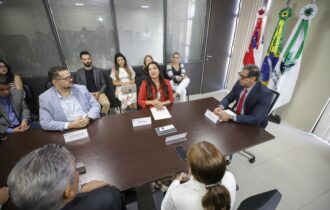dpe-e-procon-manaus-pedem-fim-