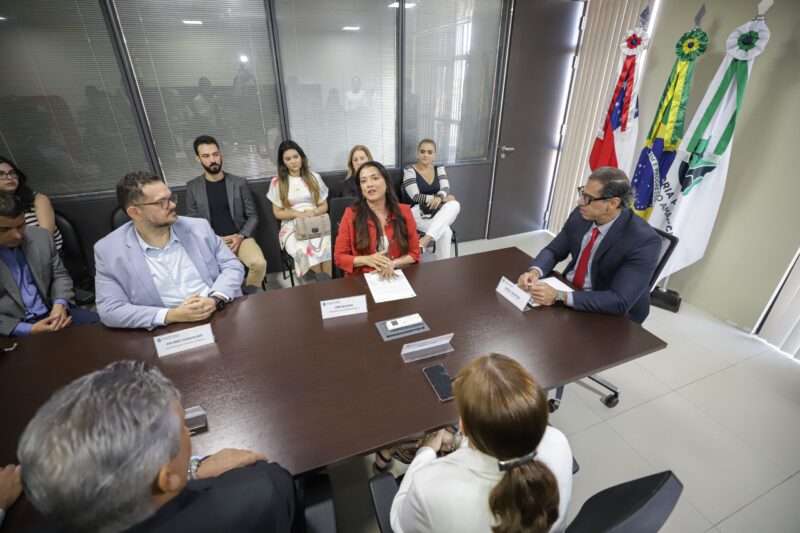 dpe-e-procon-manaus-pedem-fim-