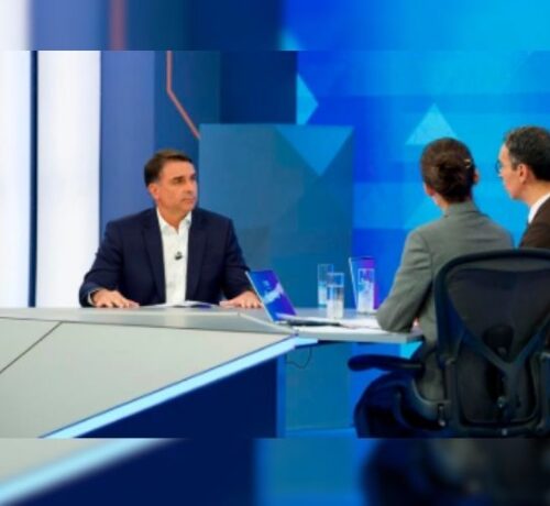 flavio-confronta-narrativa-na-