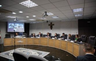 justica-eleitoral-mantem-conde