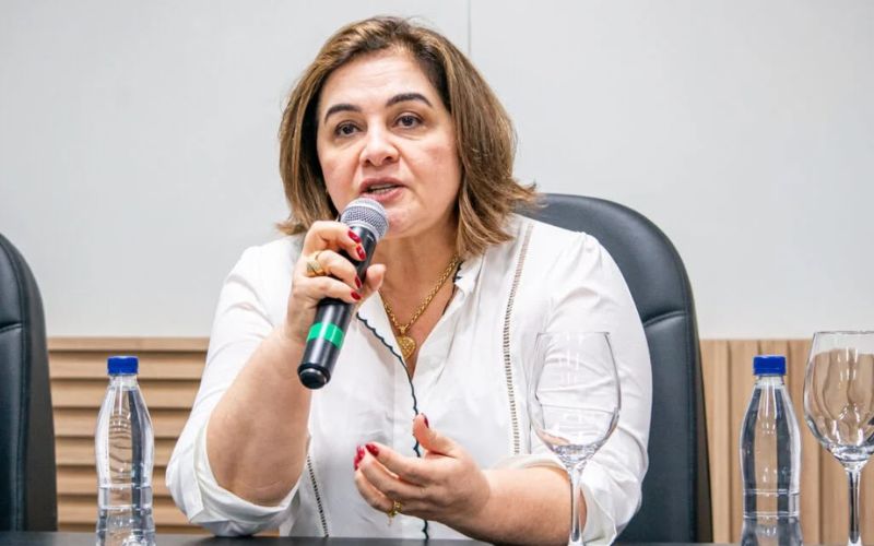 maria-do-carmo-vai-a-justica-e