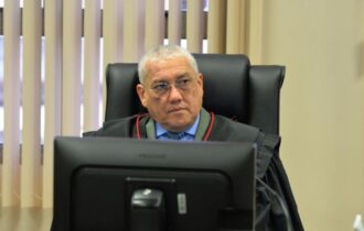 morre-aos-72-anos-o-desembarga