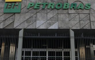 petrobras-anuncia-descoberta-d
