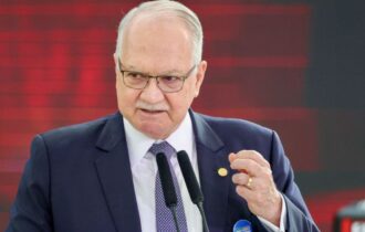 Crise no STF expõe troca de acusações entre Moraes e Mendonça e coloca Fachin sob pressão
