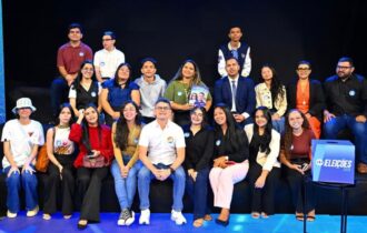David propõe fortalecer a UEA e facilitar a entrada dos jovens no mercado de trabalho