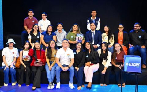 David propõe fortalecer a UEA e facilitar a entrada dos jovens no mercado de trabalho