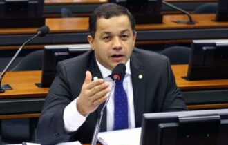 Delegado Pablo detona Wilson Lima e diz que pandemia deixou ‘mãos sujas de sangue’