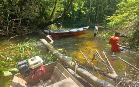 Estiagem isola aldeias e dificulta acesso à saúde de 3,1 mil indígenas no AM e PA