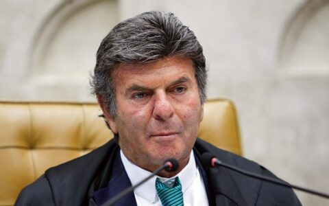 Fux pede esclarecimentos ao Senado sobre acessos de Vorcaro
