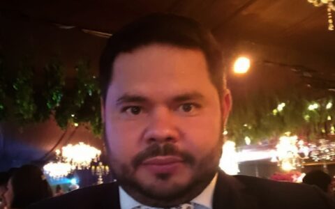 Governo exonera secretário-executivo da Proteção Animal