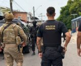 PF identifica homem investigado por atentado contra comício de Eduardo Braga em Manaus