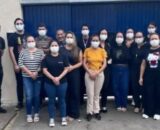 Professores protestam contra calor e fumaça em escola estadual de Manaus