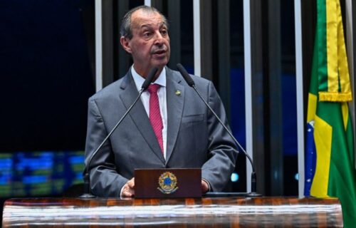 PoderData: Omar Aziz tem 56% dos votos válidos e abre 12 pontos de vantagem sobre adversária