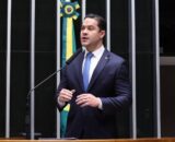 Adail Filho destinou R$ 1,1 milhão para divulgação de atividade parlamentar