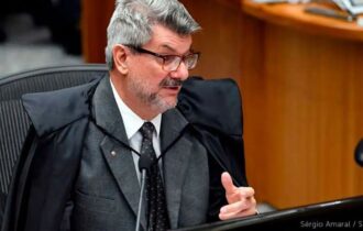 AGU pede ao STF perda do cargo de ministro acusado de assédio