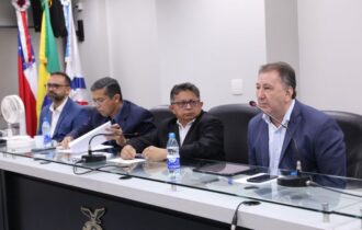ambar-enfrenta-audiencia-na-al