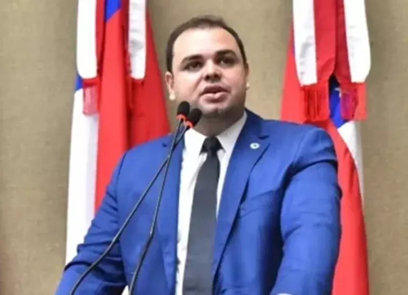 Justiça Eleitoral manda retirar vídeos de Roberto Cidade por uso de IA em propaganda