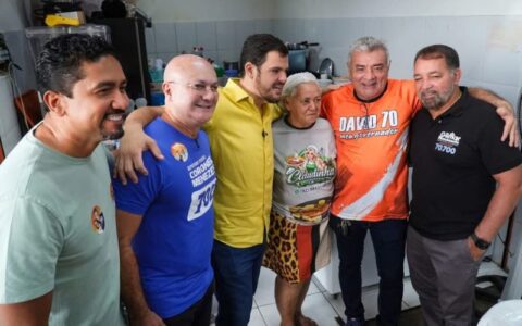 Coronel Menezes reafirma compromisso com feirantes e permissionários de Manaus