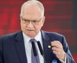 Crise no STF expõe troca de acusações entre Moraes e Mendonça e coloca Fachin sob pressão