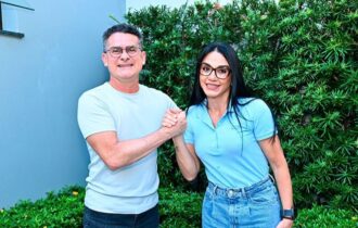 David Almeida e Shádia Fraxe se reúnem com setor comercial em Manaus