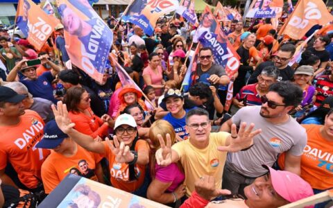David e Dra. Shádia iniciam reta final da campanha pela Região Metropolitana com carreata em Iranduba