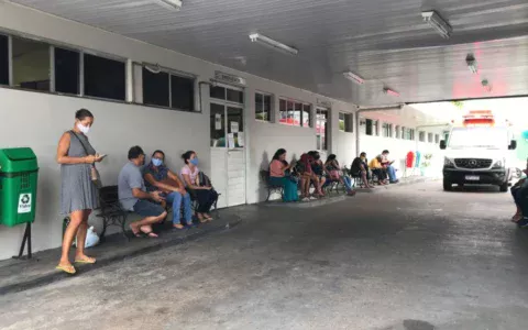 ‘Cidade é cúmplice’: candidato detona governo por crise na saúde do AM