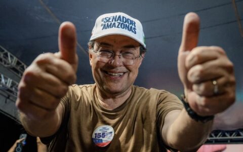 eduardo-braga-lidera-com-forca