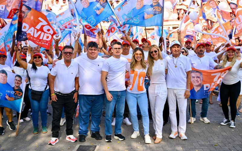 em-ato-pela-paz-david-defende-