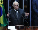 Ex-presidente José Sarney é internado com quadro de pneumonia