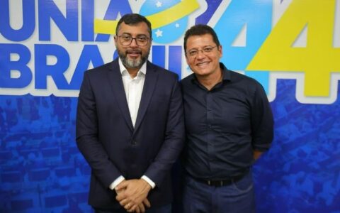 Ginásio entregue na gestão de Wilson Lima e Marcellus Campelo deixa 40 operários sem receber