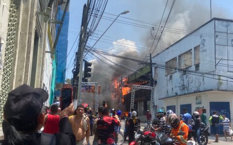 incendio-atinge-predio-do-anti